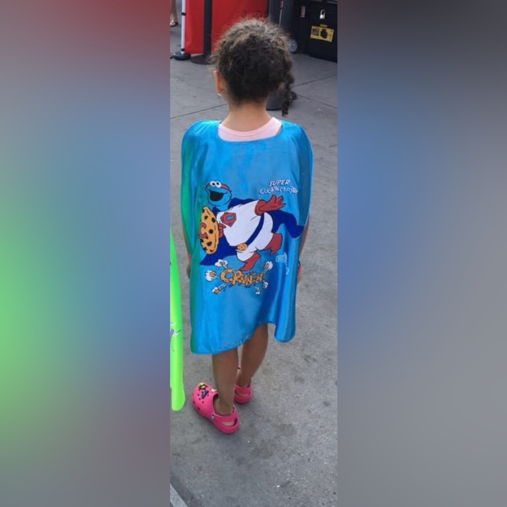 Sesame Place Cookie Monster Cape
Sesame Street - Picture 2 of 9